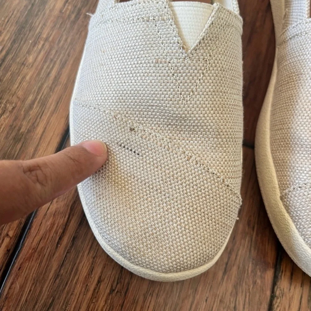 Toms Women's Slip-On Flats - Light Tan